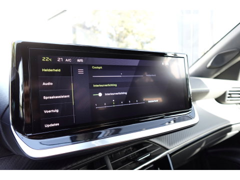 Peugeot 2008 1.2 Hybrid 136 GT PANO KEYLESS 360