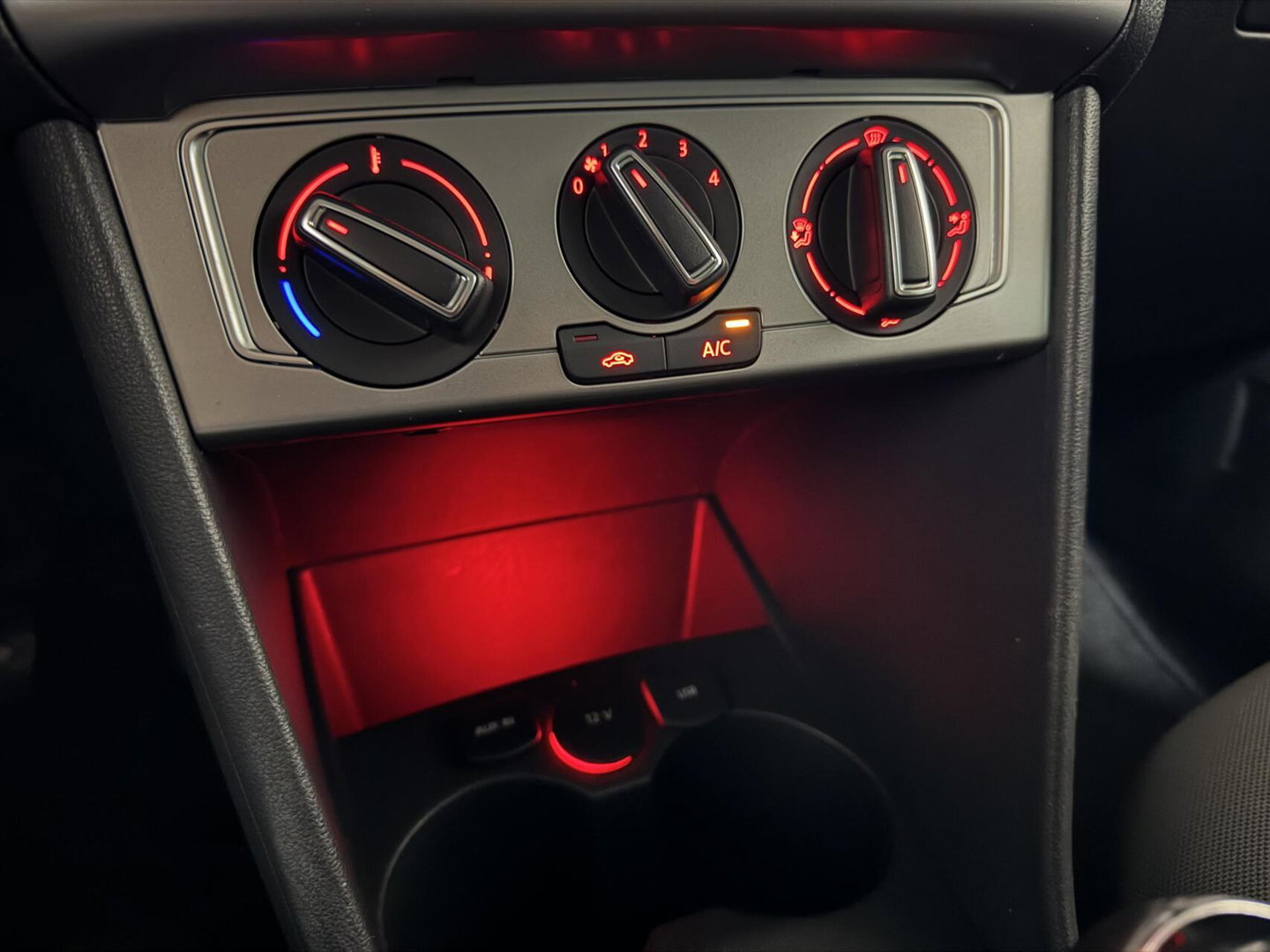 Volkswagen Polo 1.0 TSI Airco CarPlay Cruise NAP