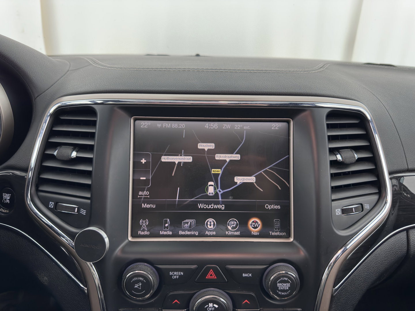 Jeep Grand Cherokee 3.0 CRD 75TH Anniversary Overland Aut. *PANO |  LEATHER | XENON | AIRSUSPENSION | BLIS | MEMORY-PACK | CAMERA | KEYLESS | NAVI-FULLMAP | TOWBAR | HEATED-COMFORTSEATS | SHIFTPADDLES |  DAB+ | PRIVACY-GLASS |