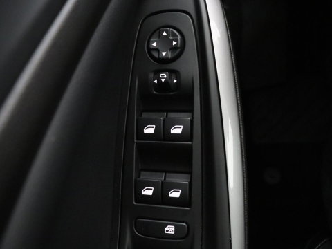 Opel Grandland X 1.6 Turbo Plug-In Hybrid Business Elegance