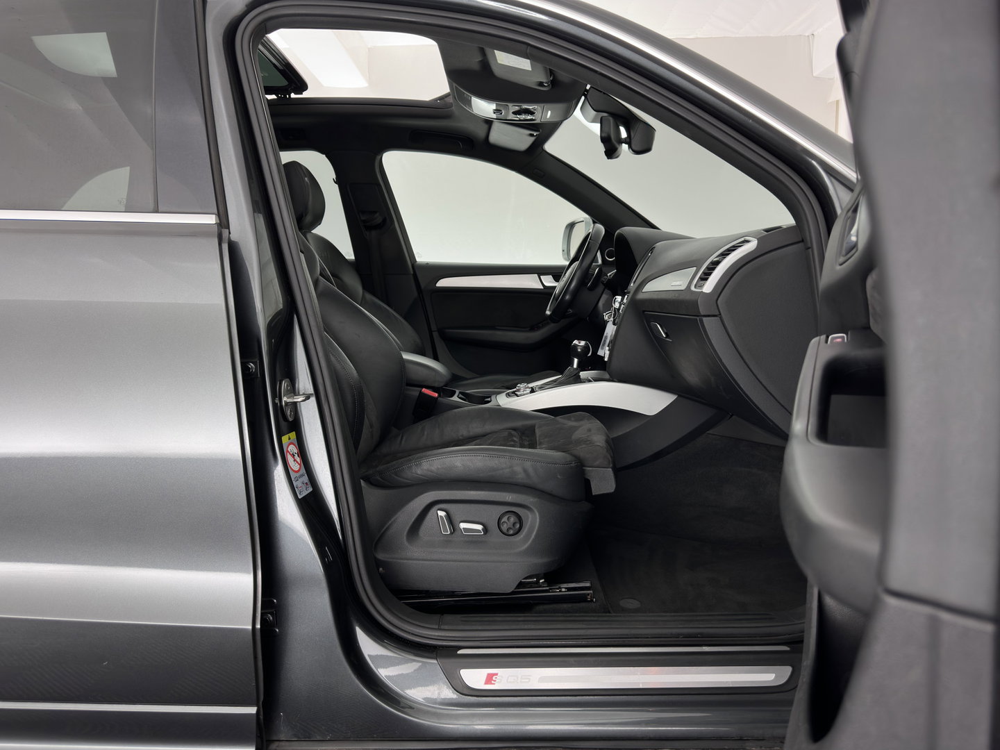 Audi SQ5 3.0 TDI quattro Pro Line Aut. *PANO | LEATHER-ALCANTARA | XENON | BANG&OLUFSEN | HEATED-SPORTSEATS | KEYLESS | CAMERA | NAVI-FULLMAP | PRIVACY-GLASS | SHIFTPADDLES | TOWBAR | 21''ALU*