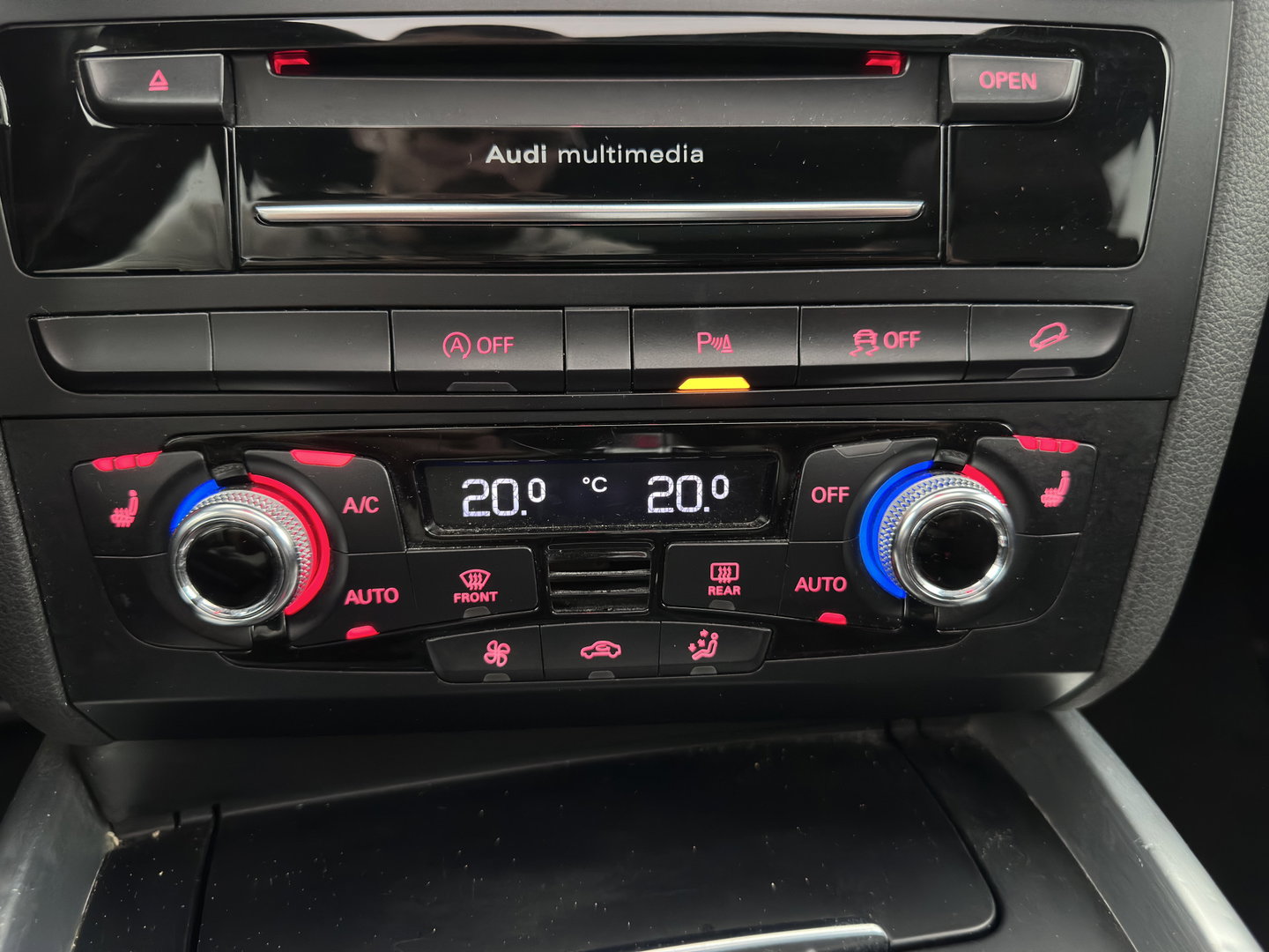 Audi SQ5 3.0 TDI quattro Pro Line Aut. *PANO | LEATHER-ALCANTARA | XENON | BANG&OLUFSEN | HEATED-SPORTSEATS | KEYLESS | CAMERA | NAVI-FULLMAP | PRIVACY-GLASS | SHIFTPADDLES | TOWBAR | 21''ALU*