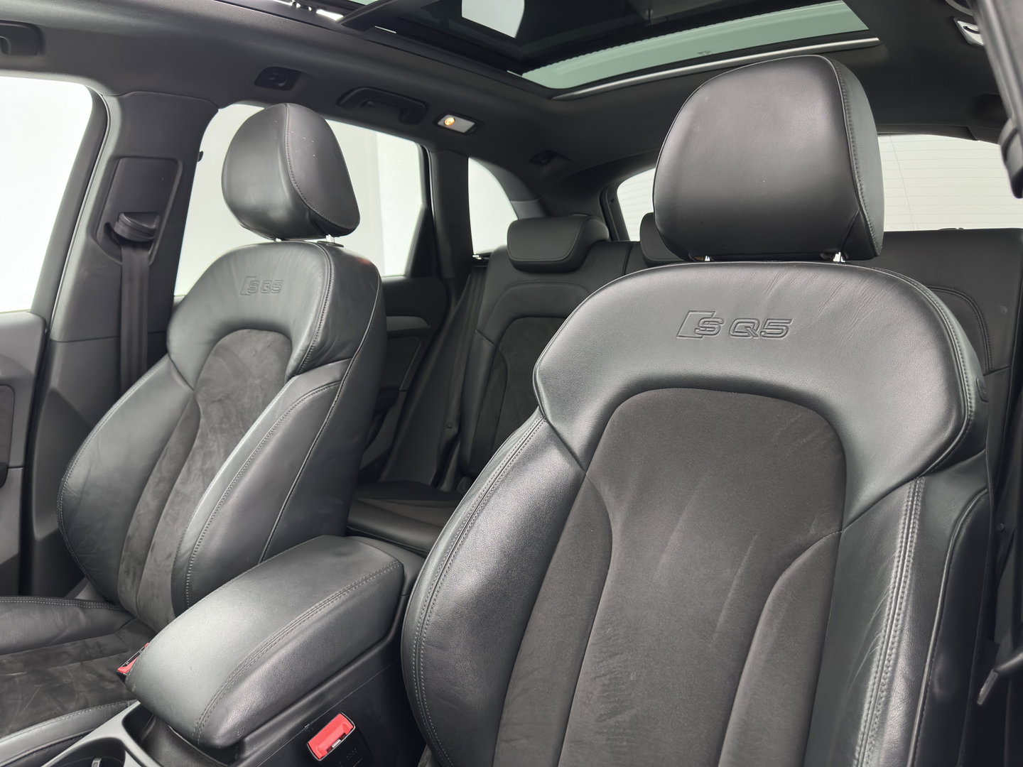 Audi SQ5 3.0 TDI quattro Pro Line Aut. *PANO | LEATHER-ALCANTARA | XENON | BANG&OLUFSEN | HEATED-SPORTSEATS | KEYLESS | CAMERA | NAVI-FULLMAP | PRIVACY-GLASS | SHIFTPADDLES | TOWBAR | 21''ALU*
