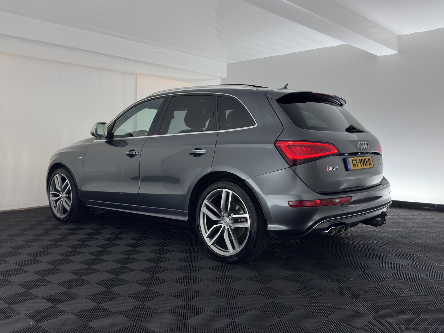 Audi SQ5 3.0 TDI quattro Pro Line Aut. *PANO | LEATHER-ALCANTARA | XENON | BANG&OLUFSEN | HEATED-SPORTSEATS | KEYLESS | CAMERA | NAVI-FULLMAP | PRIVACY-GLASS | SHIFTPADDLES | TOWBAR | 21''ALU*