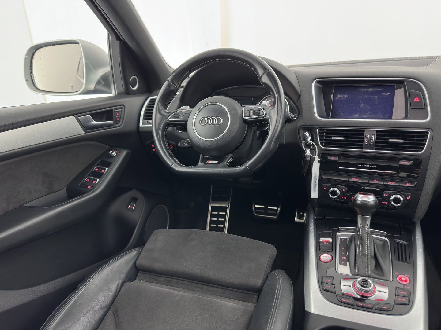 Audi SQ5 3.0 TDI quattro Pro Line Aut. *PANO | LEATHER-ALCANTARA | XENON | BANG&OLUFSEN | HEATED-SPORTSEATS | KEYLESS | CAMERA | NAVI-FULLMAP | PRIVACY-GLASS | SHIFTPADDLES | TOWBAR | 21''ALU*