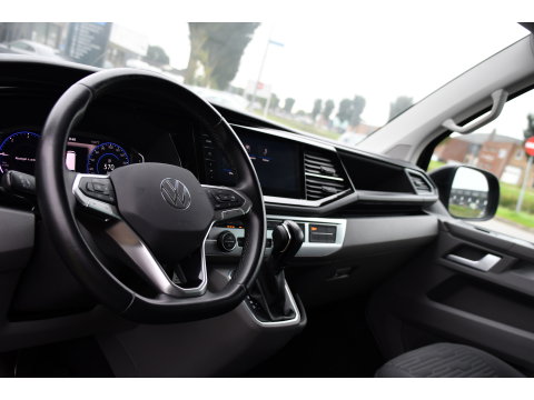 Volkswagen Transporter 2.0 TDI L2H1 32 DC Caravelle Virtual, Adaptieve Cruise, Carplay, LED, 204pk, Stoelverwarming, Clima, Automaat, 2 x Schuifdeur, Multimedia, Uniek!