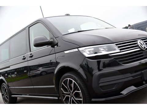 Volkswagen Transporter 2.0 TDI L2H1 32 DC Caravelle Virtual, Adaptieve Cruise, Carplay, LED, 204pk, Stoelverwarming, Clima, Automaat, 2 x Schuifdeur, Multimedia, Uniek!