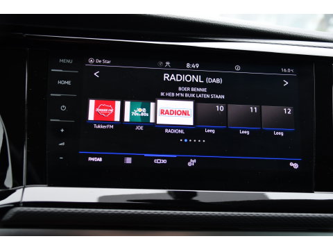 Volkswagen Transporter 2.0 TDI L2H1 32 DC Caravelle Virtual, Adaptieve Cruise, Carplay, LED, 204pk, Stoelverwarming, Clima, Automaat, 2 x Schuifdeur, Multimedia, Uniek!