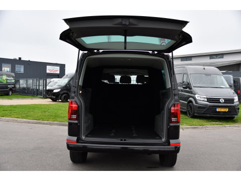 Volkswagen Transporter 2.0 TDI L2H1 32 DC Caravelle Virtual, Adaptieve Cruise, Carplay, LED, 204pk, Stoelverwarming, Clima, Automaat, 2 x Schuifdeur, Multimedia, Uniek!