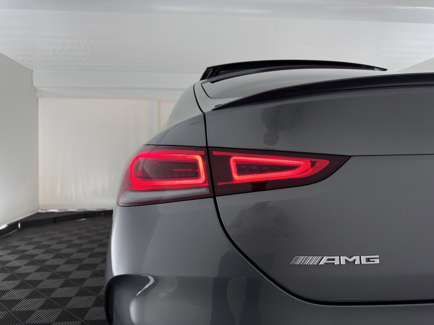 Mercedes-Benz GLE Coupé AMG 63 S 4MATIC+ (INCL.BTW) *PANO | HEAD-UP | SOFT-CLOSE | LEATHER | ADAPTIVE-CRUISE | BLIND-SPOT | MULTIBEAM-LED | MEMORY-PACK | BURMESTER | TOP-VIEW | KEYLESS | HEATED-SPORTSEATS | WIDE-SCREEN-COCKPIT | AMB