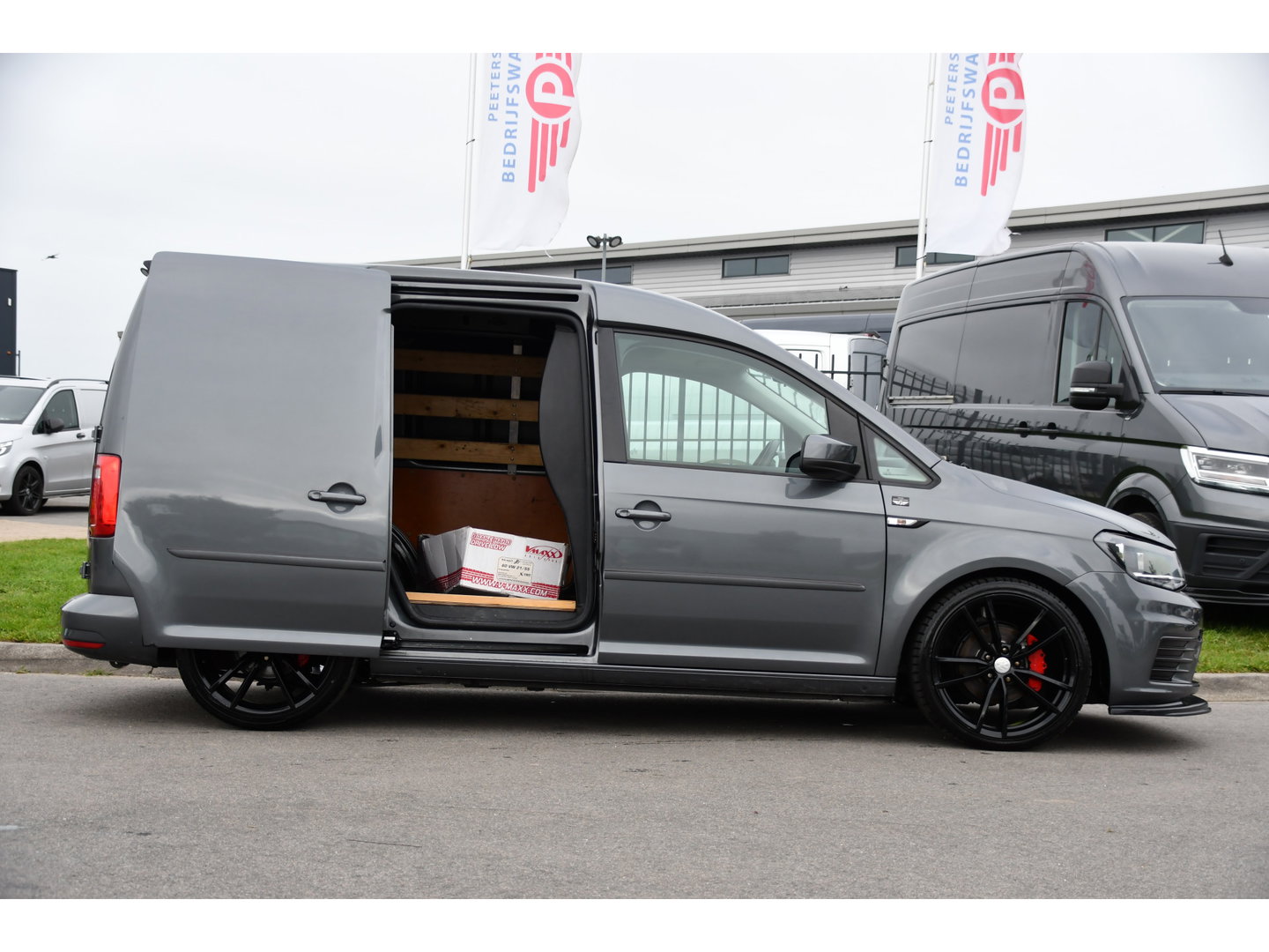 Volkswagen Caddy 2.0 TDI L1H1 PB Edition Airco, Multimedia, Leder, 185pk, Radio, Uniek!
