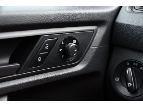 Volkswagen Caddy 2.0 TDI L1H1 PB Edition Airco, Multimedia, Leder, 185pk, Radio, Uniek!