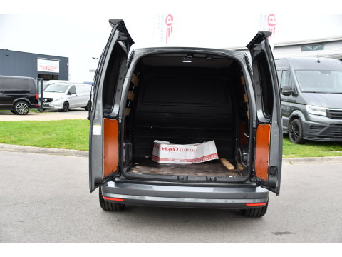 Volkswagen Caddy 2.0 TDI L1H1 PB Edition Airco, Multimedia, Leder, 185pk, Radio, Uniek!