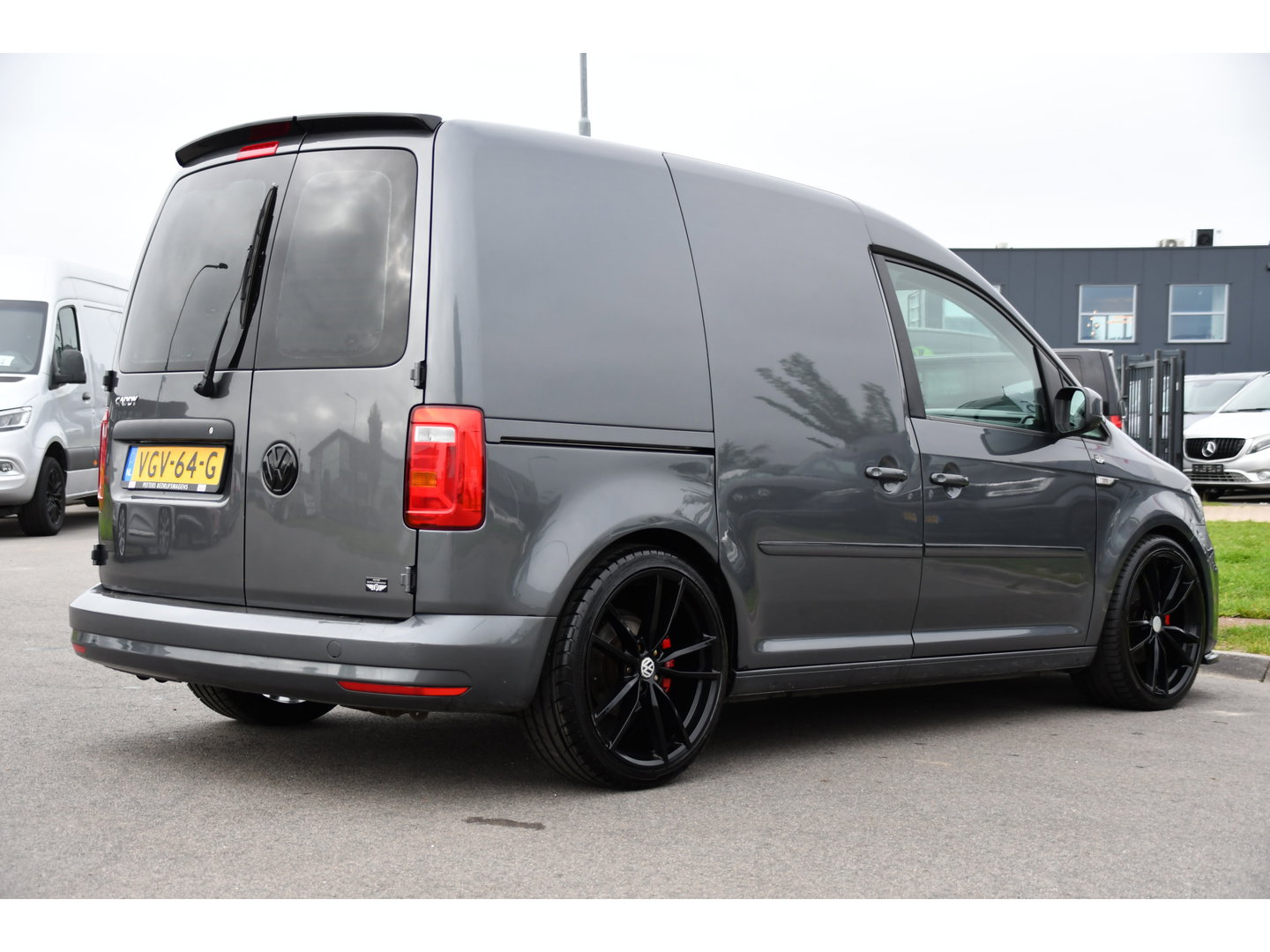 Volkswagen Caddy 2.0 TDI L1H1 PB Edition Airco, Multimedia, Leder, 185pk, Radio, Uniek!