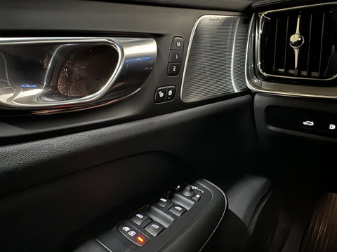 Volvo S60 2.0 Recharge T8 AWD Ultimate Dark Pano B&W Massage