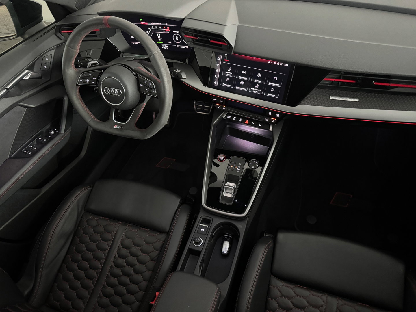 Audi RS3 Sportback 2.5 TFSI quattro Pano|RS Seats|Keyless