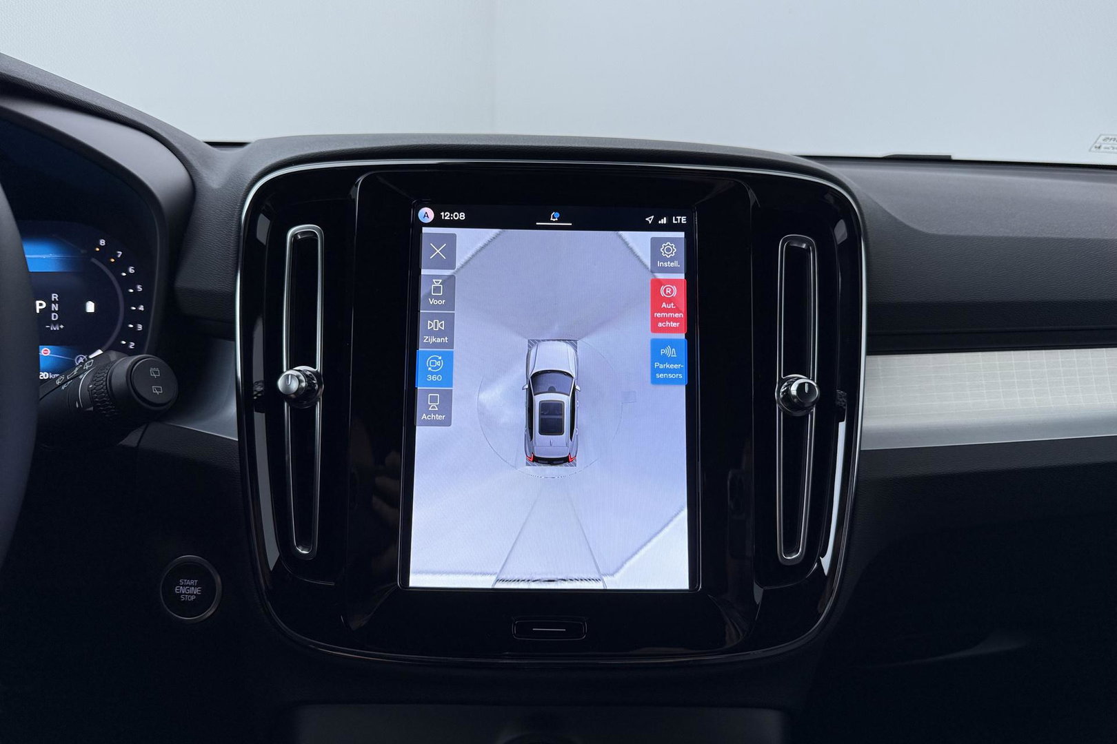 Volvo XC40 B3 Plus Black Edition | Harman/Kardon | BLIS | 360° Camera | Pilot Assist | Stoel+Stuurverwarming | Memory | ACC | 20 Inch