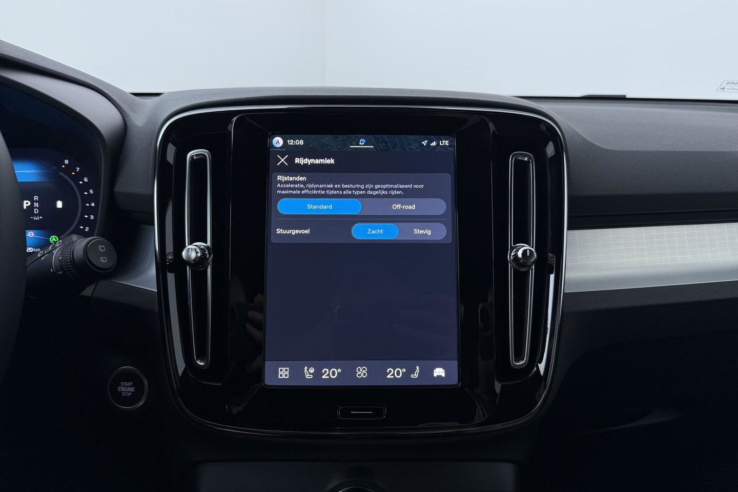 Volvo XC40 B3 Plus Black Edition | Harman/Kardon | BLIS | 360° Camera | Pilot Assist | Stoel+Stuurverwarming | Memory | ACC | 20 Inch