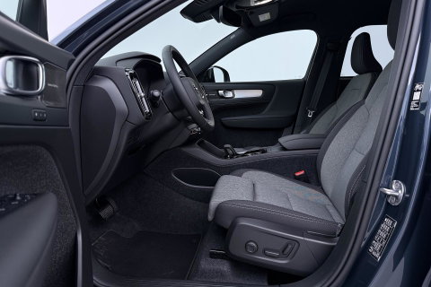 Volvo XC40 B3 Plus Black Edition | Harman/Kardon | BLIS | 360° Camera | Pilot Assist | Stoel+Stuurverwarming | Memory | ACC | 20 Inch