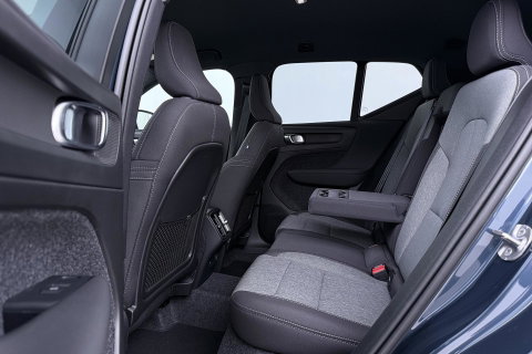 Volvo XC40 B3 Plus Black Edition | Harman/Kardon | BLIS | 360° Camera | Pilot Assist | Stoel+Stuurverwarming | Memory | ACC | 20 Inch
