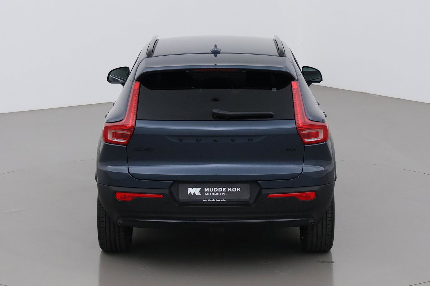 Volvo XC40 B3 Plus Black Edition | Harman/Kardon | BLIS | 360° Camera | Pilot Assist | Stoel+Stuurverwarming | Memory | ACC | 20 Inch
