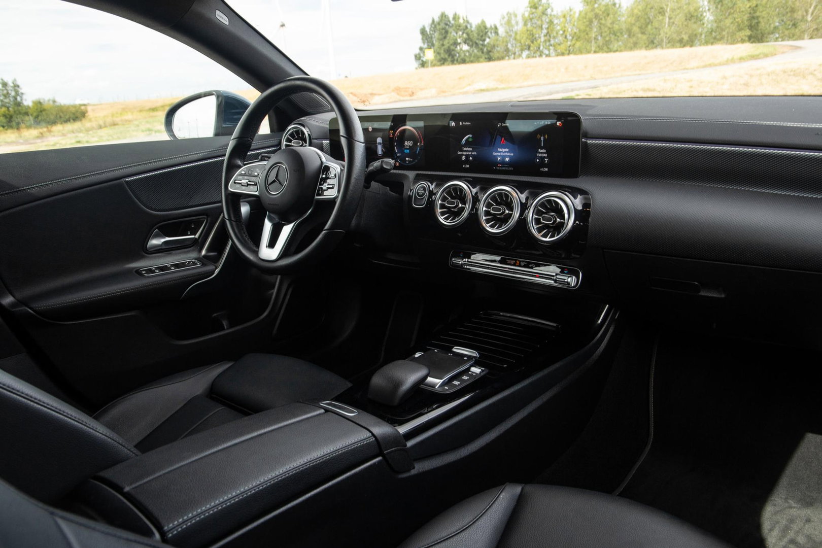 Mercedes-Benz CLA Shooting Brake 250 e Business Solution CARPLAY / TREKHAAK / AMBIENT LIGHTING / CAMERA