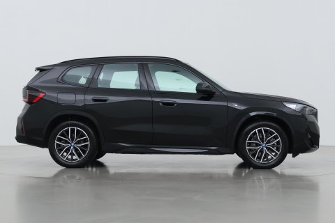 BMW X1 xDrive25e | M Sport | Adaptief M-onderstel | Cruise Control | Camera | Keyless Entry | Adaptieve LED | Stoelverwarming | 18 Inch