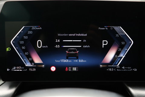 BMW X1 xDrive25e | M Sport | Adaptief M-onderstel | Cruise Control | Camera | Keyless Entry | Adaptieve LED | Stoelverwarming | 18 Inch