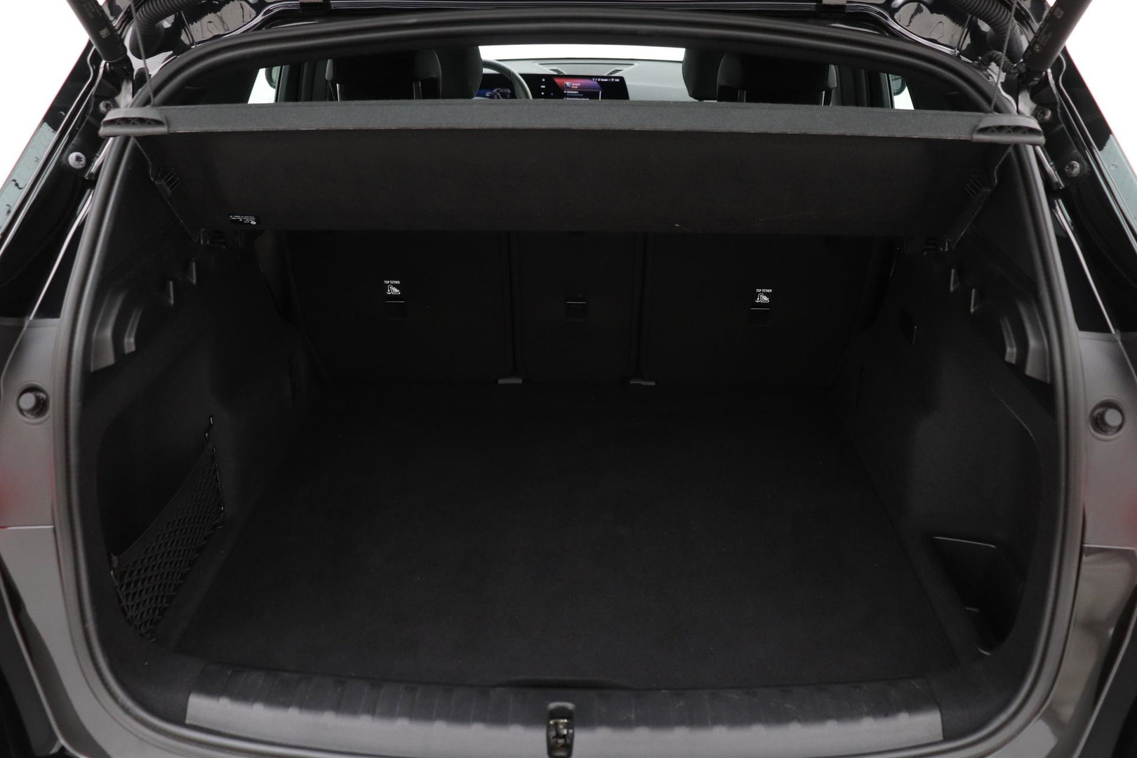 BMW X1 xDrive25e | M Sport | Adaptief M-onderstel | Cruise Control | Camera | Keyless Entry | Adaptieve LED | Stoelverwarming | 18 Inch