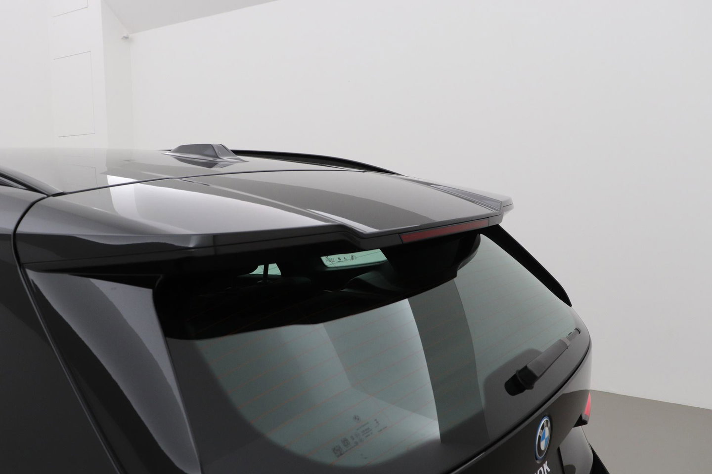 BMW X1 xDrive25e | M Sport | Adaptief M-onderstel | Cruise Control | Camera | Keyless Entry | Adaptieve LED | Stoelverwarming | 18 Inch
