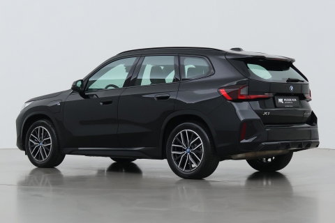 BMW X1 xDrive25e | M Sport | Adaptief M-onderstel | Cruise Control | Camera | Keyless Entry | Adaptieve LED | Stoelverwarming | 18 Inch