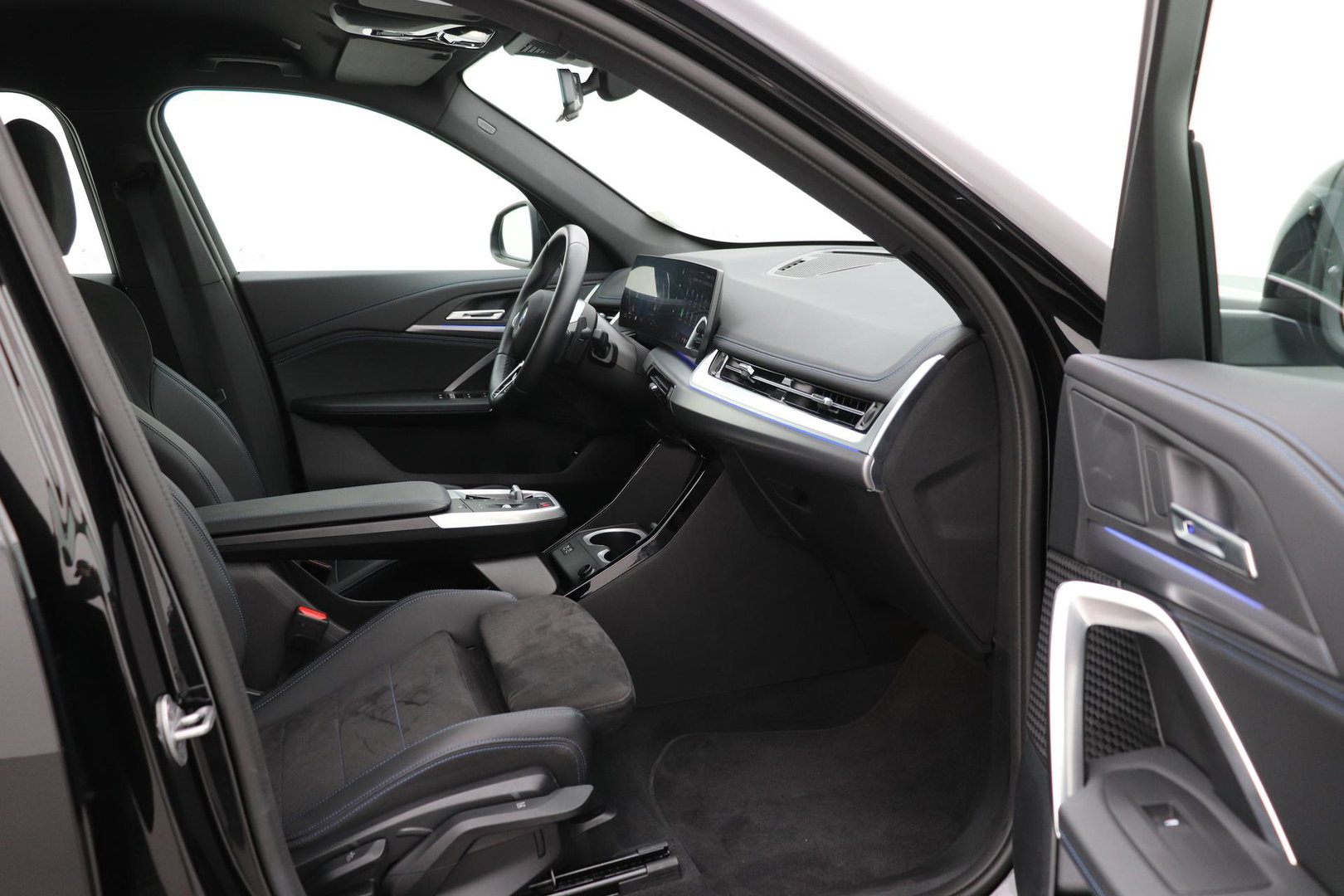 BMW X1 xDrive25e | M Sport | Adaptief M-onderstel | Cruise Control | Camera | Keyless Entry | Adaptieve LED | Stoelverwarming | 18 Inch