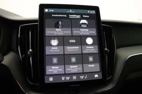 Volvo XC60 T8 Plus Black Edition | Harman/Kardon | 360° Camera | ACC | Standkachel | Keyless | Stoel+Stuurverwarming | 22 inch