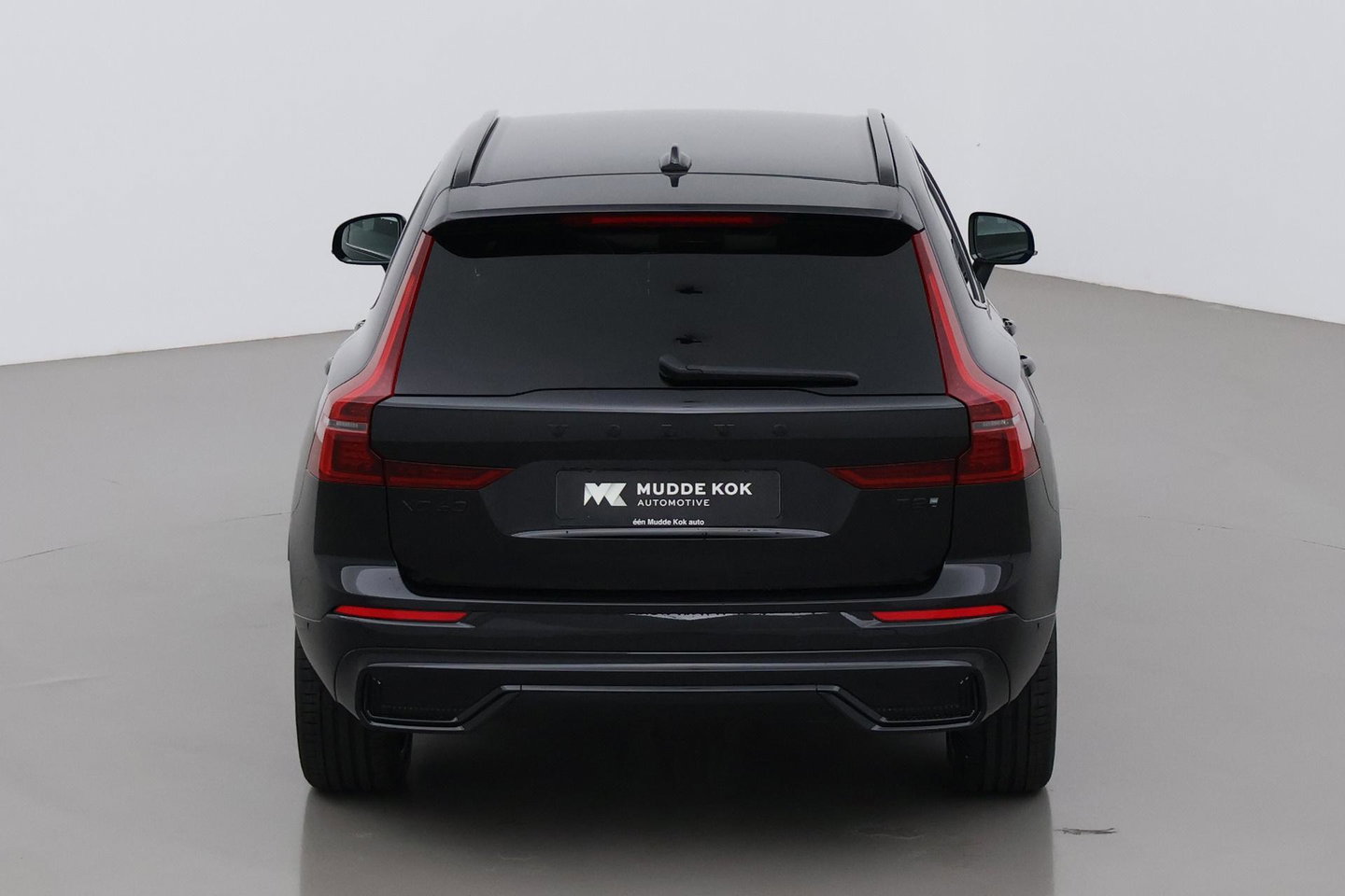 Volvo XC60 T8 Plus Black Edition | Harman/Kardon | 360° Camera | ACC | Standkachel | Keyless | Stoel+Stuurverwarming | 22 inch