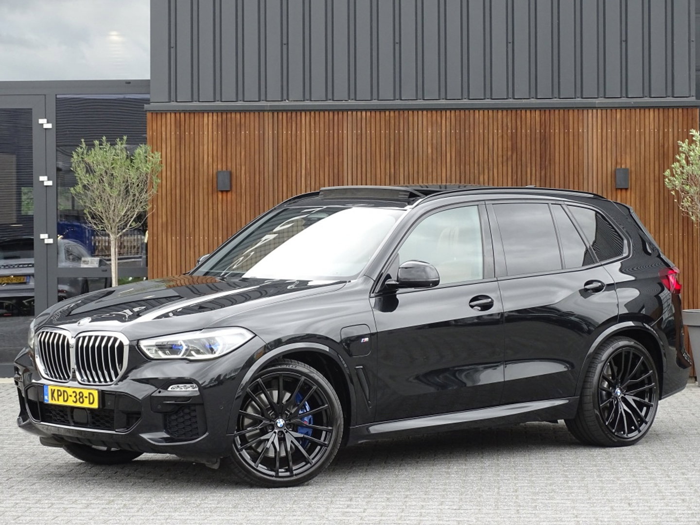 BMW X5 45e 394PK M-Sport Individual / Skylounge / Alcanatara / Laser / 360°