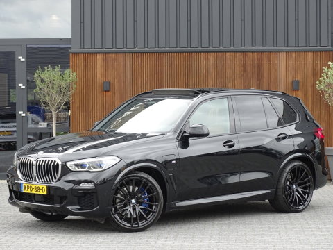 BMW X5 45e 394PK M-Sport Individual / Skylounge / Alcanatara / Laser / 360°
