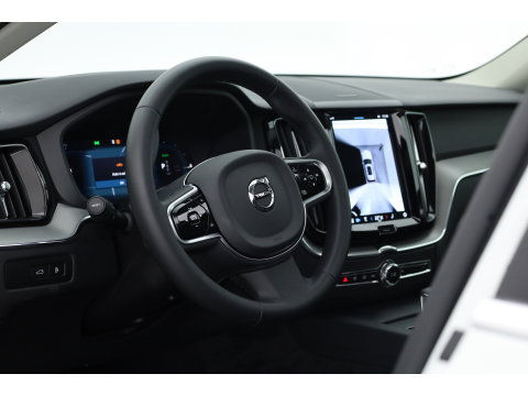 Volvo XC60 T6 Plug-in hybrid AWD Plus Bright Adap. Cruise | 360 camera | H&K Audio | Blis | Stoel + stuurverw. |