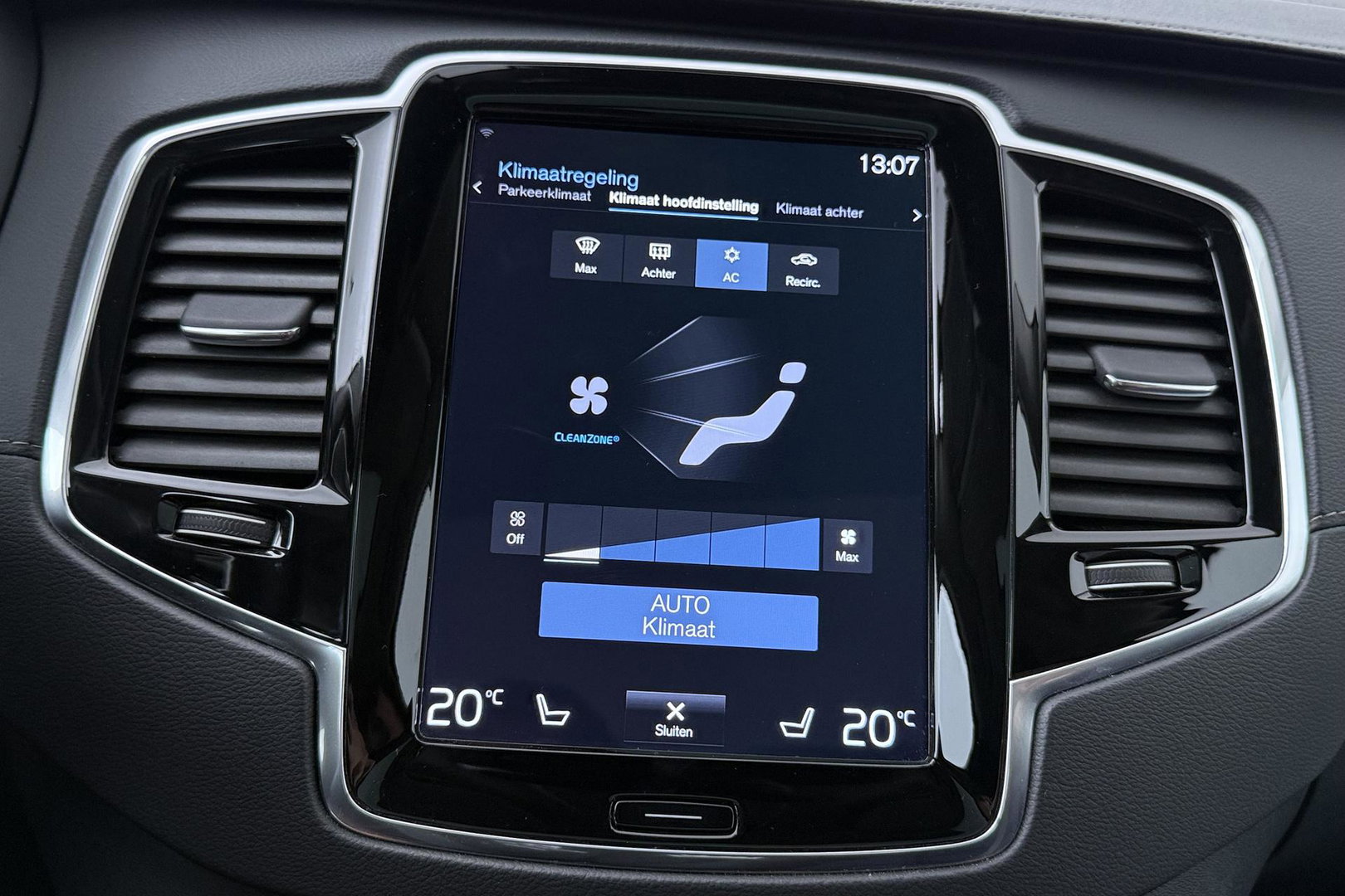 Volvo XC90 T8 Inscription | HEICO | Harman/Kardon | Panoramadak | 360° Camera | Head-Up | Trekhaak | Stoel+Stuurverwarming | ACC | 22 Inch