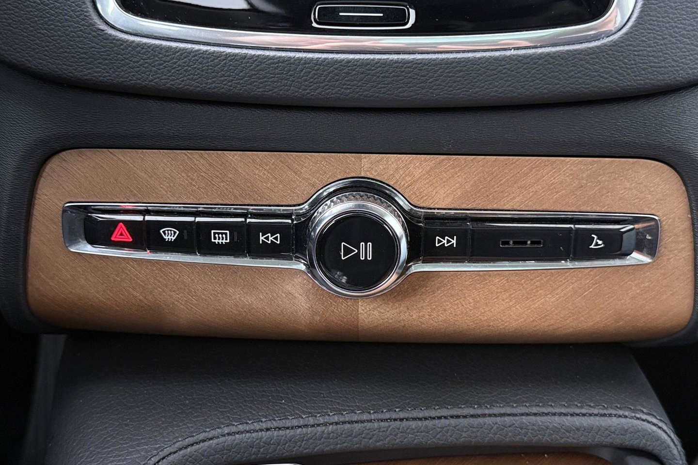 Volvo XC90 T8 Inscription | HEICO | Harman/Kardon | Panoramadak | 360° Camera | Head-Up | Trekhaak | Stoel+Stuurverwarming | ACC | 22 Inch