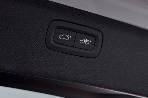 Volvo XC90 T8 Inscription | HEICO | Harman/Kardon | Panoramadak | 360° Camera | Head-Up | Trekhaak | Stoel+Stuurverwarming | ACC | 22 Inch