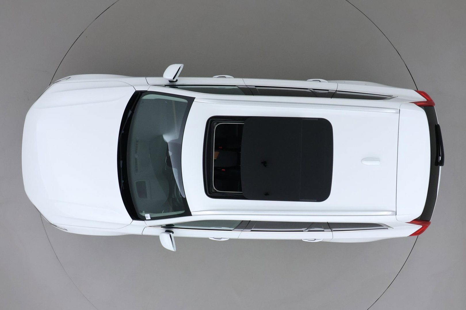 Volvo XC90 T8 Inscription | HEICO | Harman/Kardon | Panoramadak | 360° Camera | Head-Up | Trekhaak | Stoel+Stuurverwarming | ACC | 22 Inch