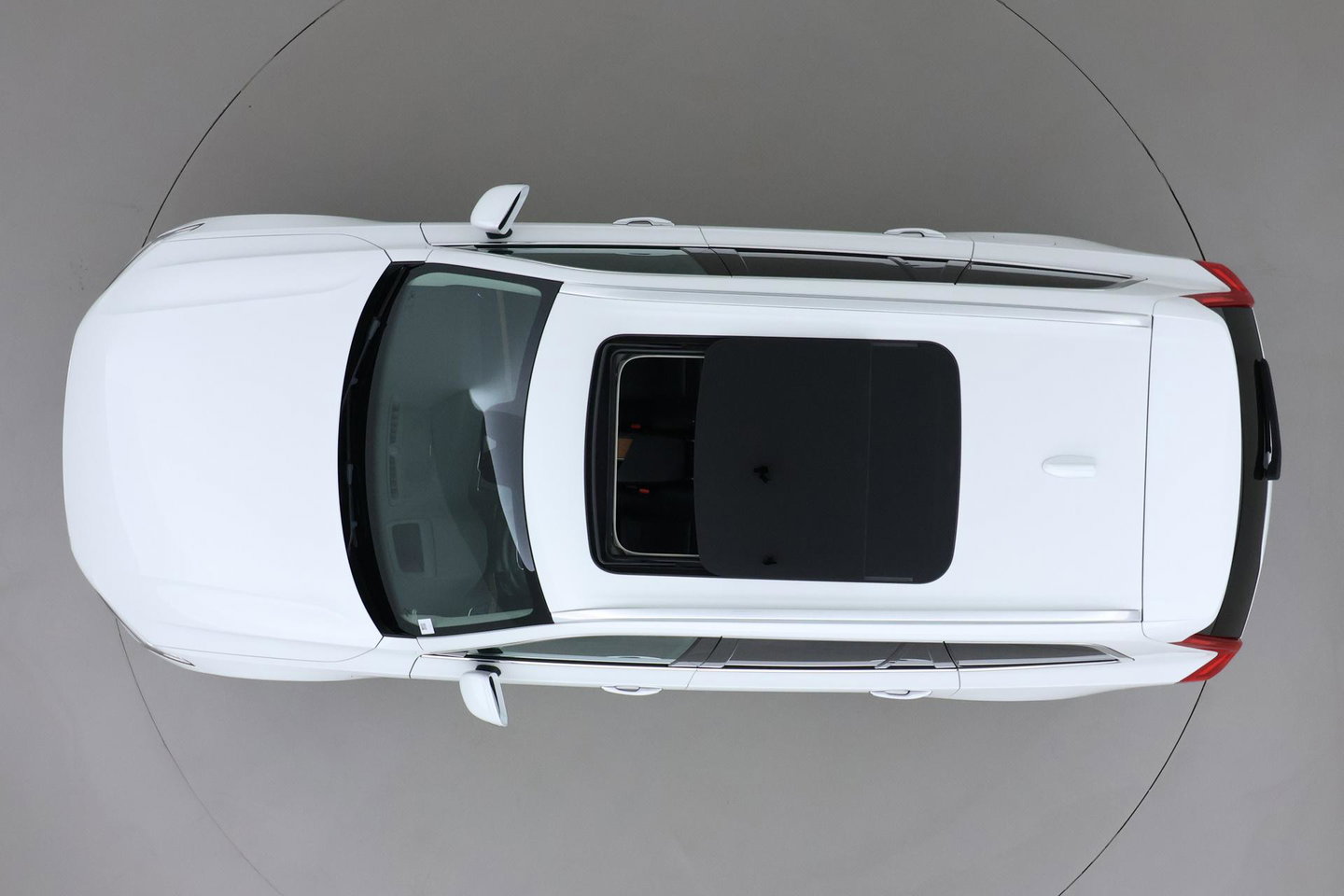 Volvo XC90 T8 Inscription | HEICO | Harman/Kardon | Panoramadak | 360° Camera | Head-Up | Trekhaak | Stoel+Stuurverwarming | ACC | 22 Inch