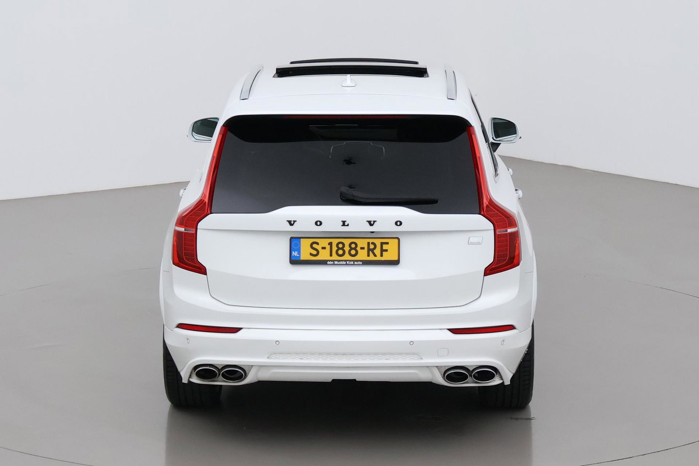 Volvo XC90 T8 Inscription | HEICO | Harman/Kardon | Panoramadak | 360° Camera | Head-Up | Trekhaak | Stoel+Stuurverwarming | ACC | 22 Inch