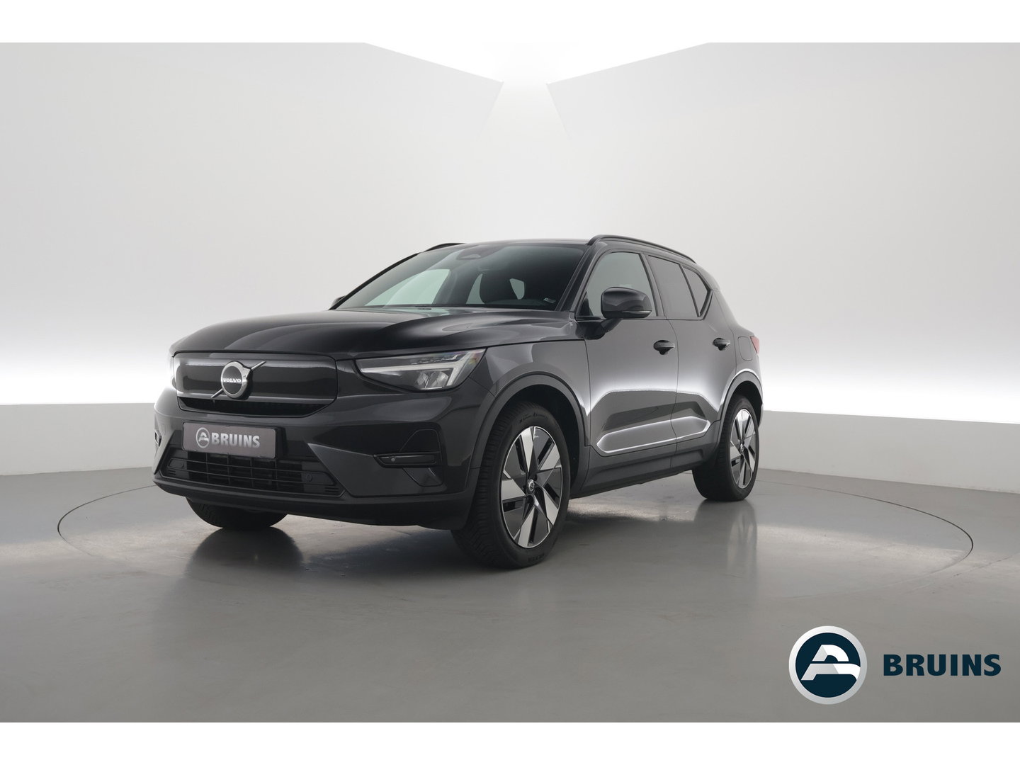 Volvo XC40 Single Motor Core | Trekhaak | Stoel + stuurverwarming | Warmtepomp