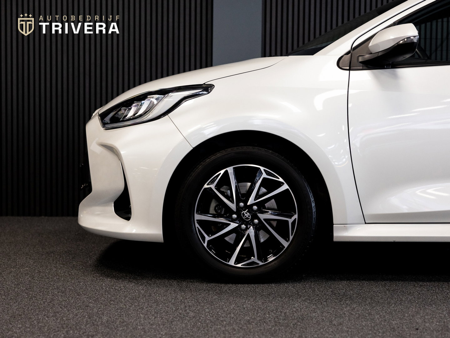 Toyota Yaris 1.5 Hybrid Dynamic l SoH 94% l AUT.l CAM l 1ste eig.l CARPLAY l BTW Auto l Dealer onderhouden