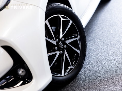 Toyota Yaris 1.5 Hybrid Dynamic l SoH 94% l AUT.l CAM l 1ste eig.l CARPLAY l BTW Auto l Dealer onderhouden
