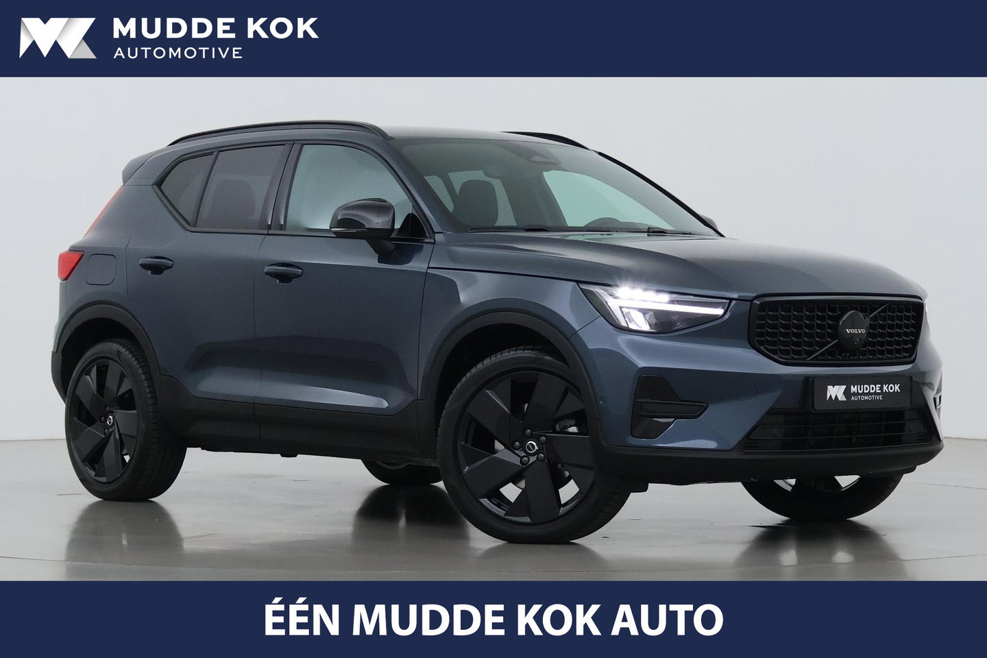 Volvo XC40 B3 Plus Black Edition | Harman/Kardon | BLIS | 360° Camera | Pilot Assist | Stoel+Stuurverwarming | Memory | ACC | 20 Inch