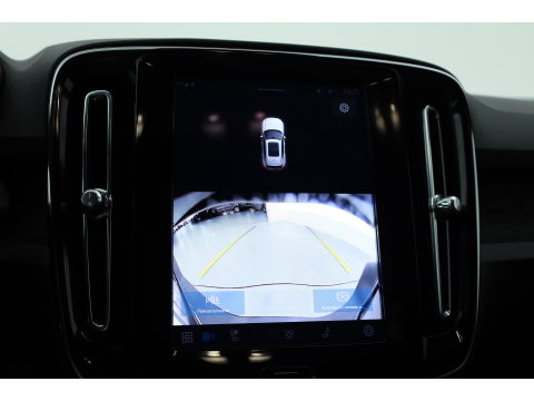 Volvo XC40 Recharge Plus 70 kWh | Stoel + stuurverw. | Pilot Ass. | Blis | Warmtepomp | Camera |
