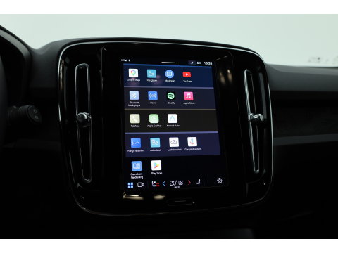 Volvo XC40 Recharge Plus 70 kWh | Stoel + stuurverw. | Pilot Ass. | Blis | Warmtepomp | Camera |
