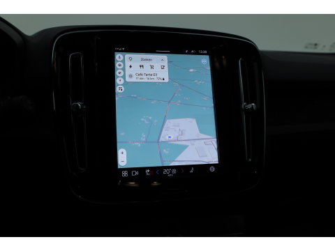 Volvo XC40 Recharge Plus 70 kWh | Stoel + stuurverw. | Pilot Ass. | Blis | Warmtepomp | Camera |